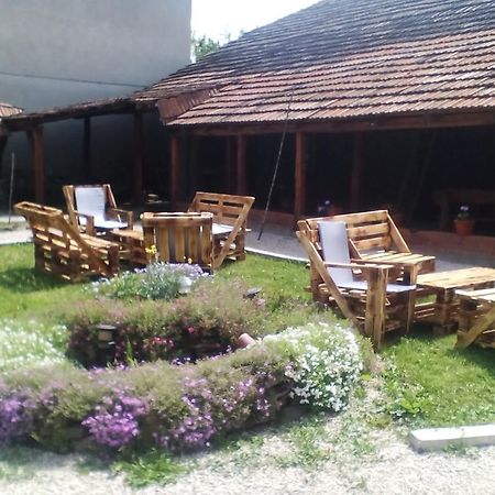 Stara Planina Vila Vesela Kuca Jalovik Izvor Экстерьер фото